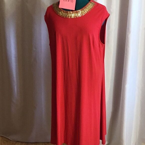 Sleeveless dress in red with built in necklace in size 2 X - Picture 3 of 13